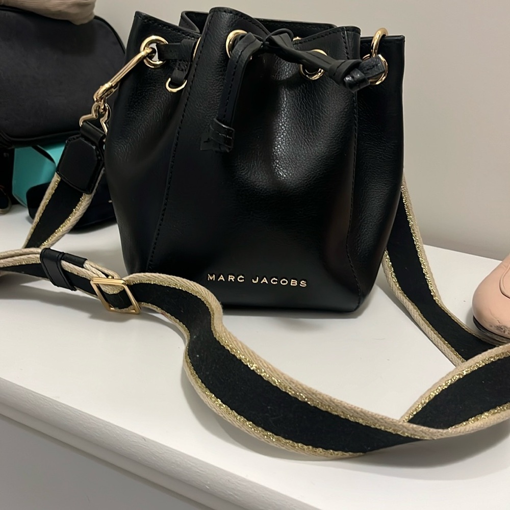 Marc Jacobs Bucket Bag
